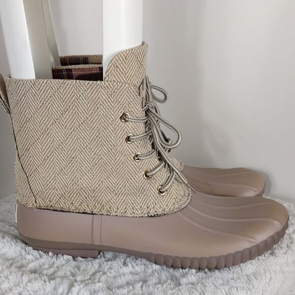 Marley Lilly Monogrammed CEC Duck Boots - Picture 2 of 7